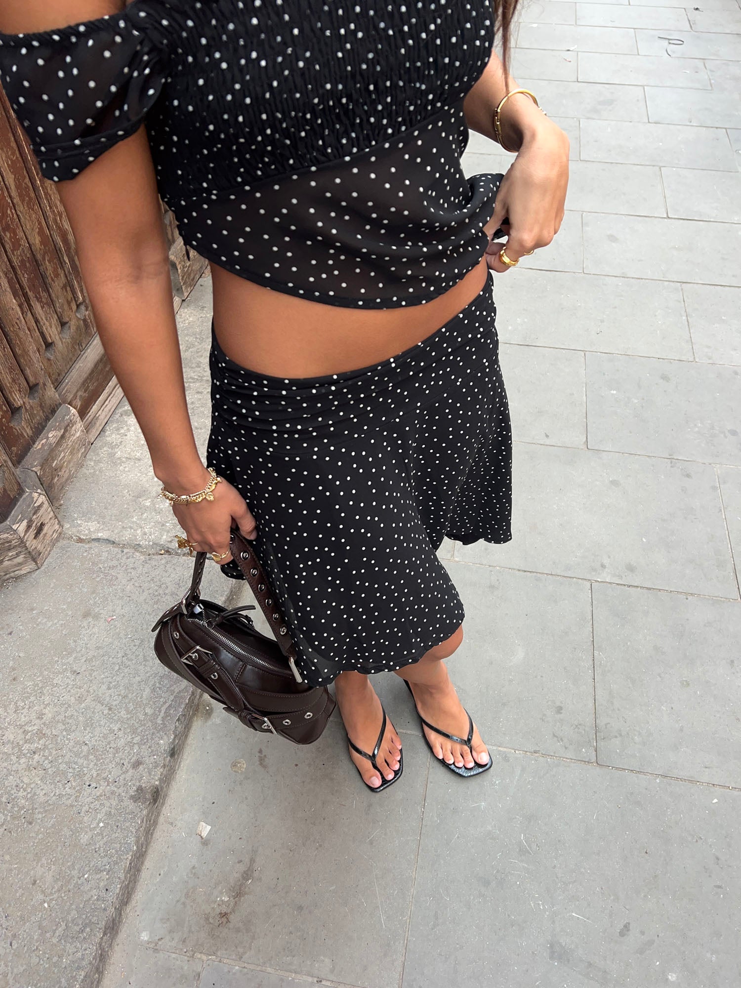 Lyanne asymmetrische rok met polka -stippen - zwart/wit