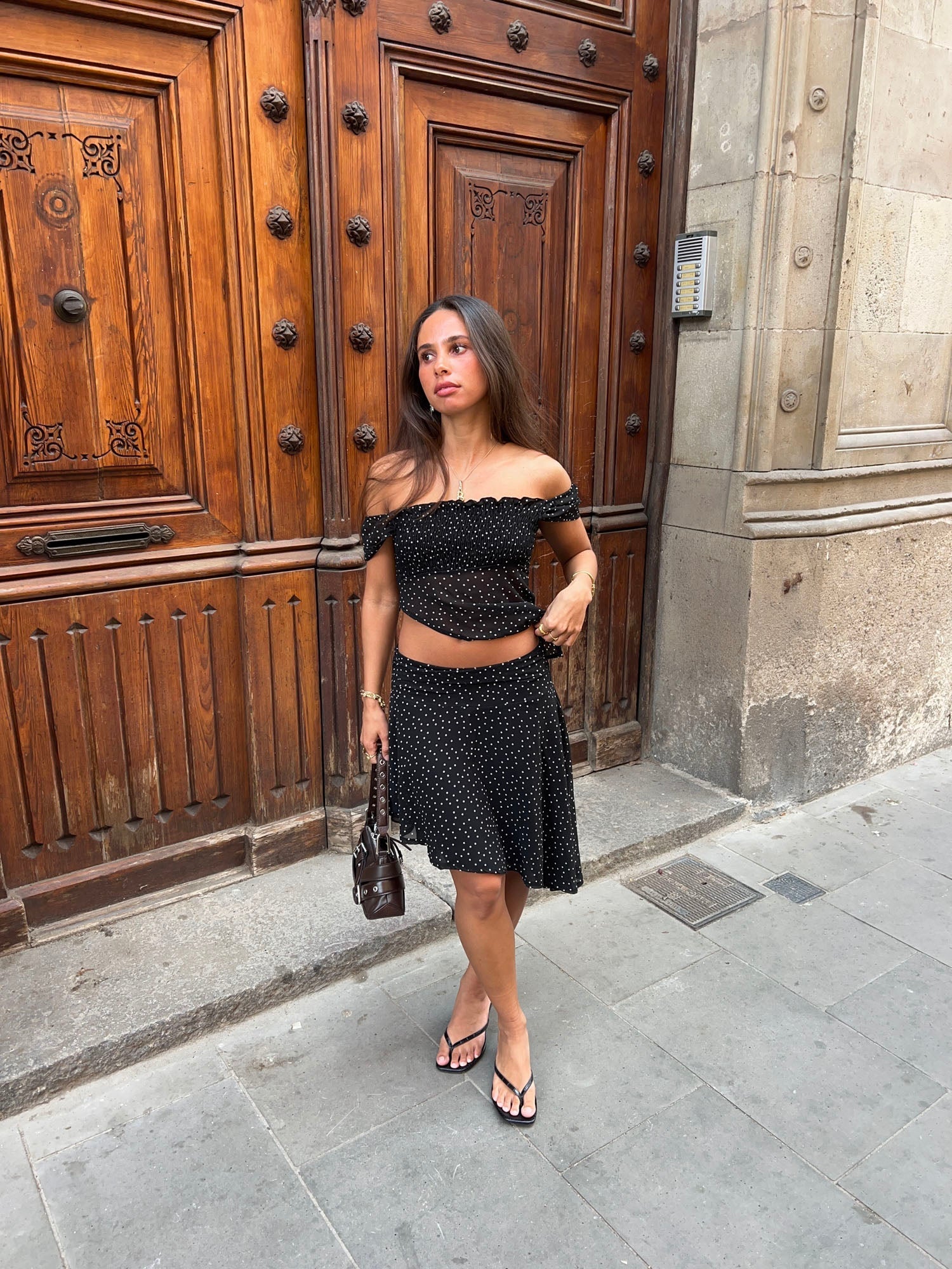 Lyanne asymmetrische rok met polka -stippen - zwart/wit