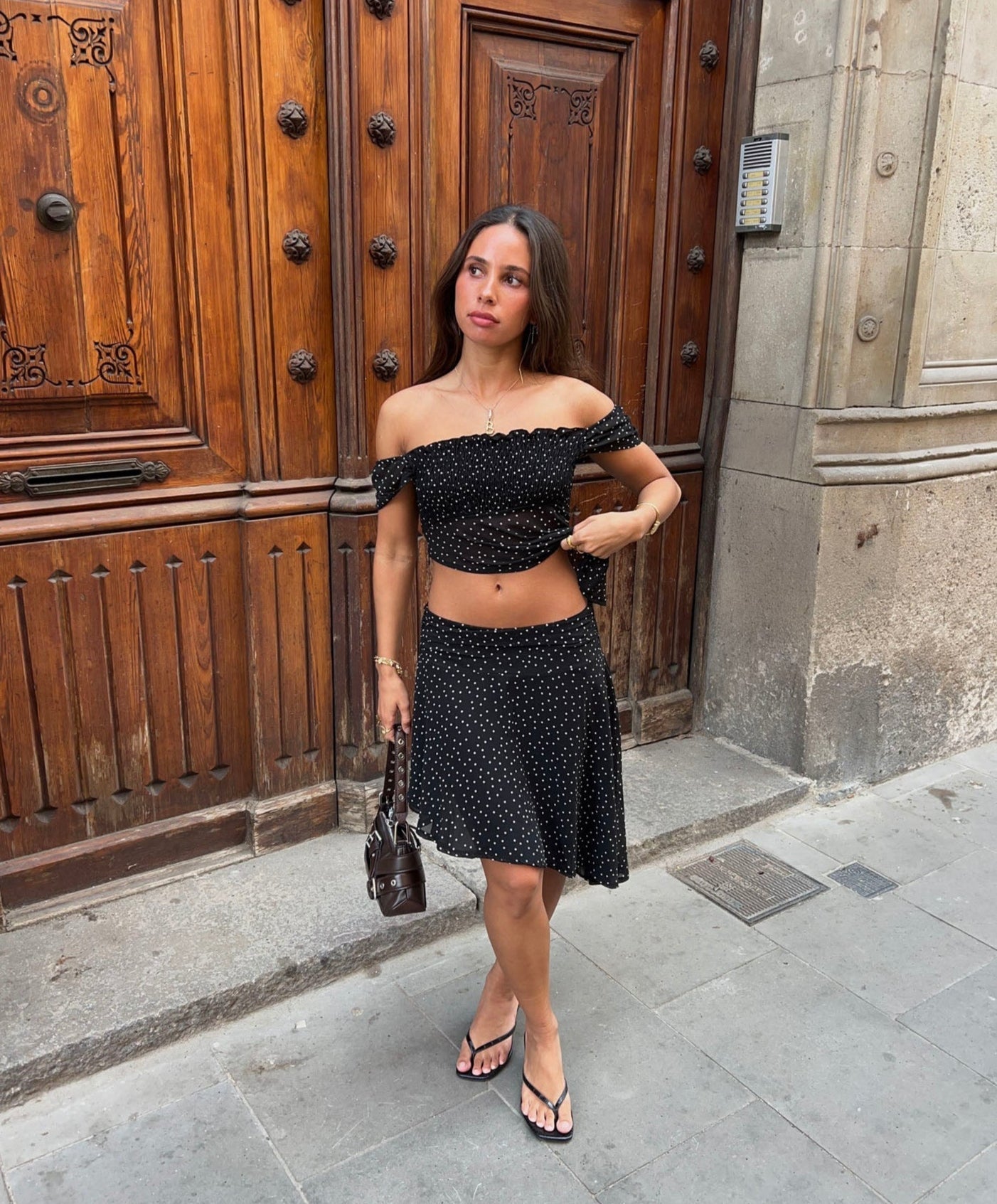 Lyanne asymmetrische rok met polka -stippen - zwart/wit